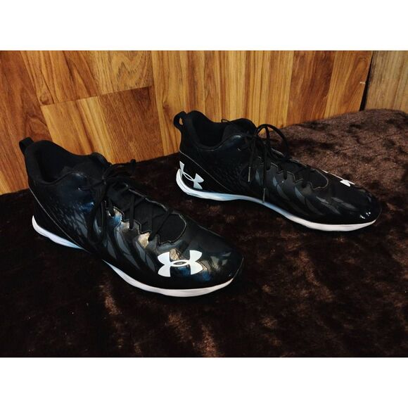 Under Armour Other - Under armor football cleats lace up size 12